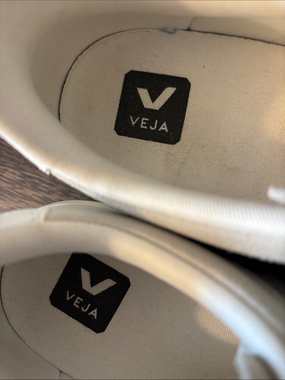 Veja Women’s Campo Suede Low-Top Natural White Sneakers 8 - Picture 7 of 10